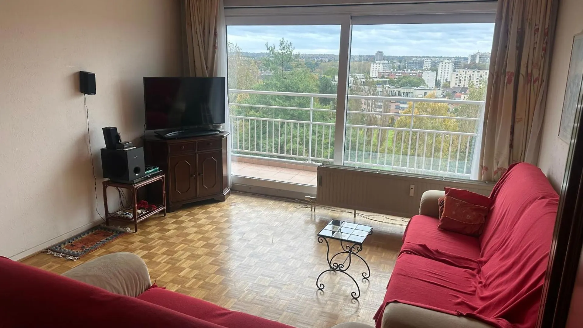 Chouette Apparemment Apartment Brussels