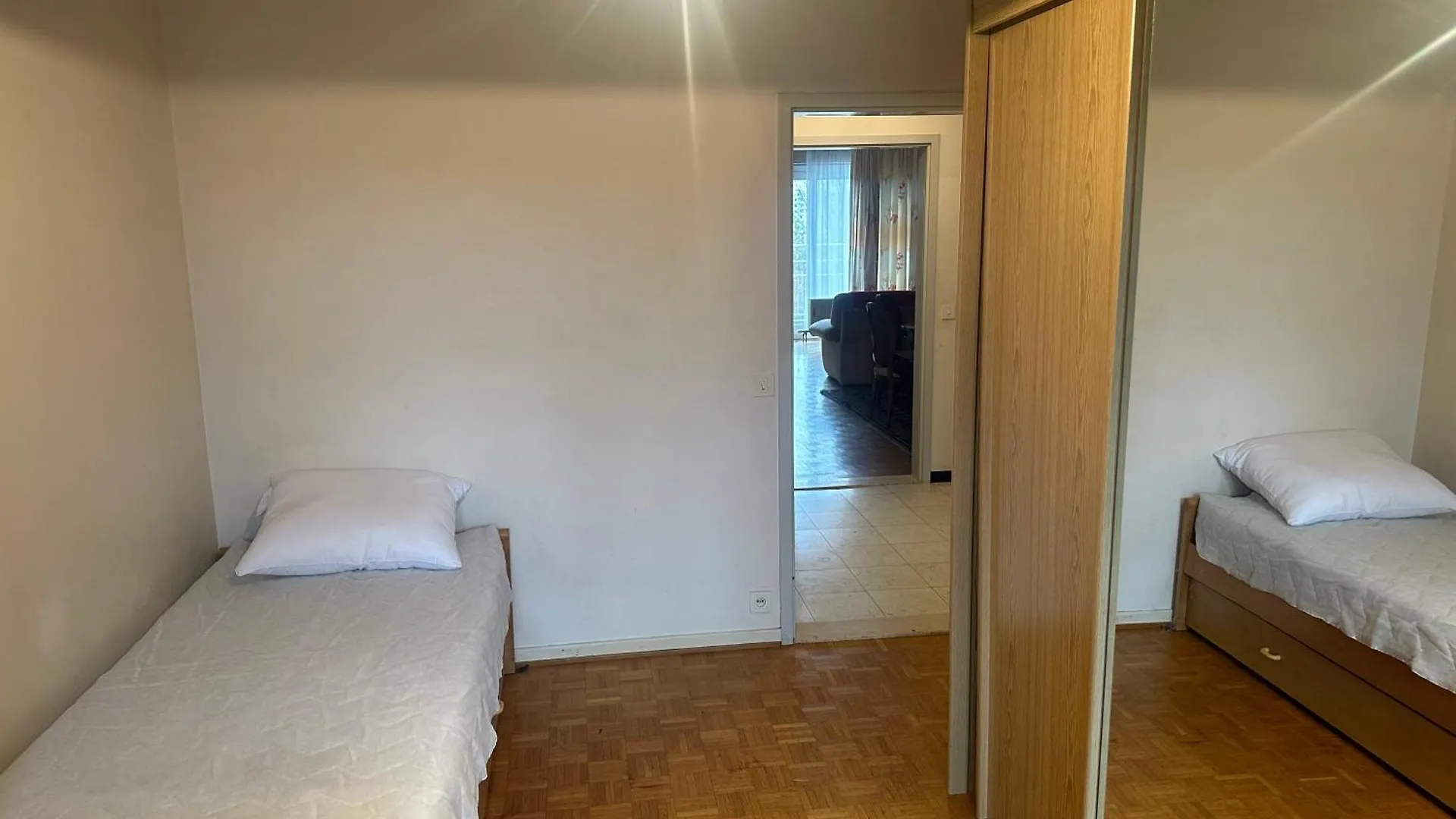 Chouette Apparemment Apartment Brussels