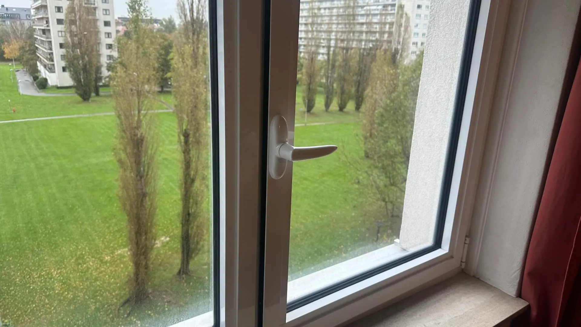 Chouette Apparemment Apartment Brussels