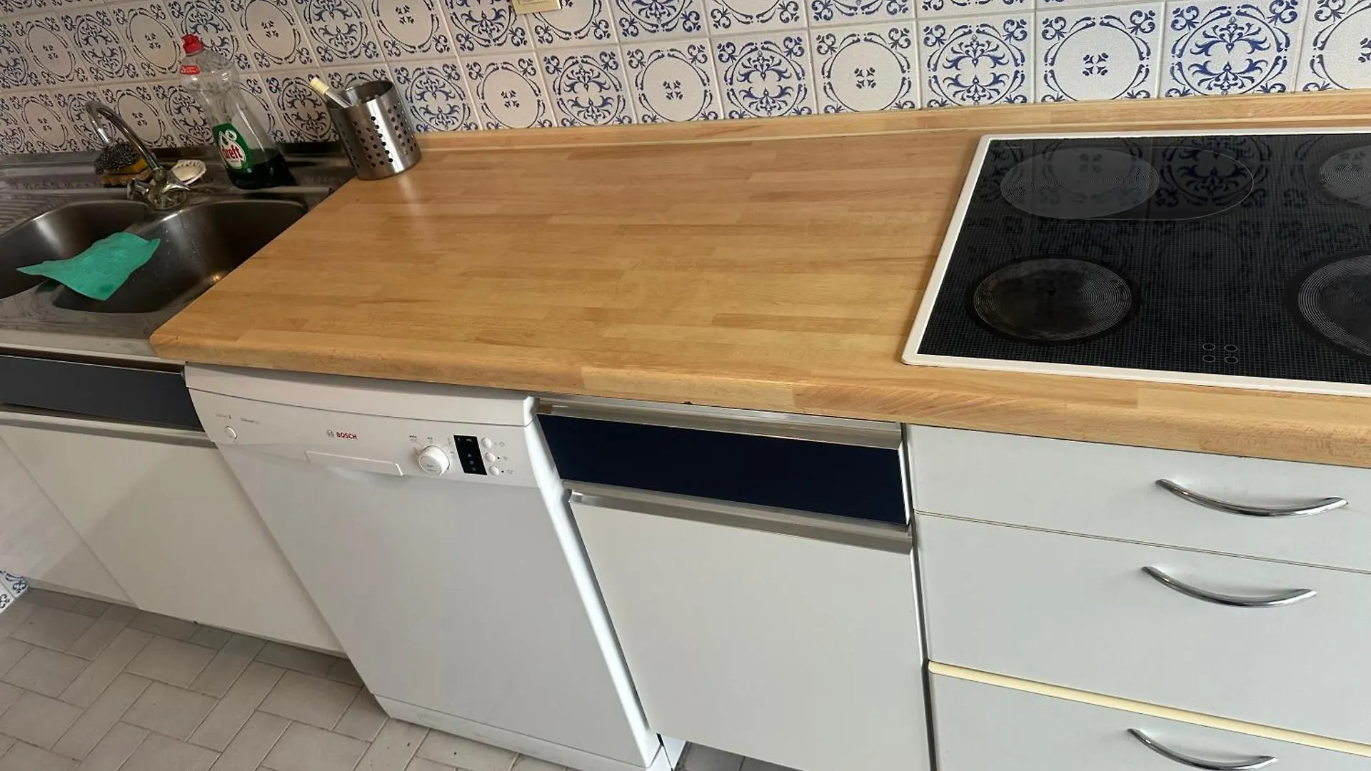 Chouette Apparemment Apartment Brussels